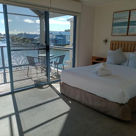 The View - Captains Cove Waterfront Resort Paynesville Zewnętrze zdjęcie