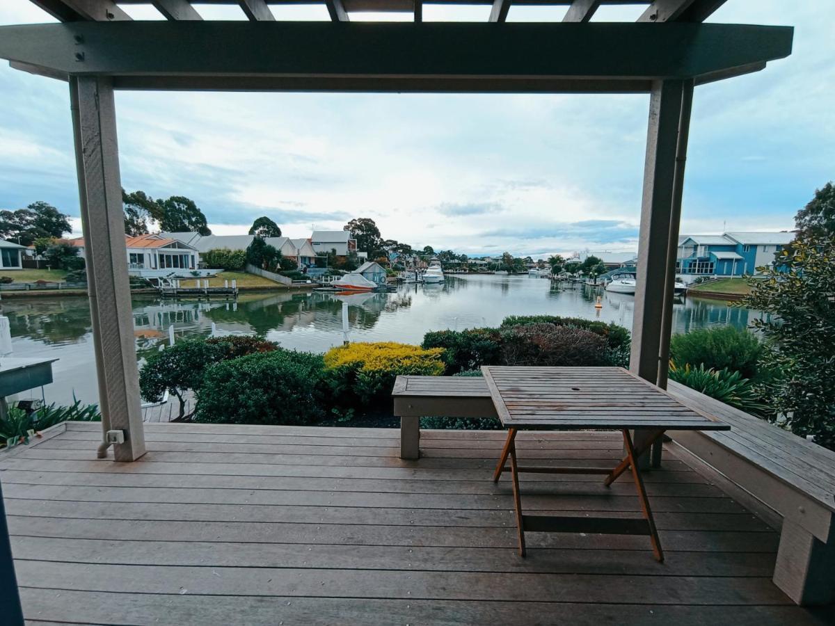 The View - Captains Cove Waterfront Resort Paynesville Zewnętrze zdjęcie
